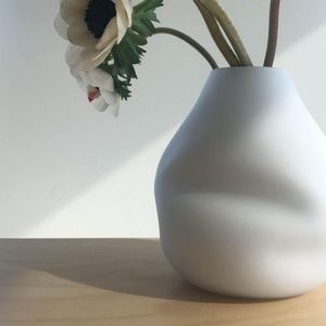 Goodbeast Boulder Vase - Matte White Finish